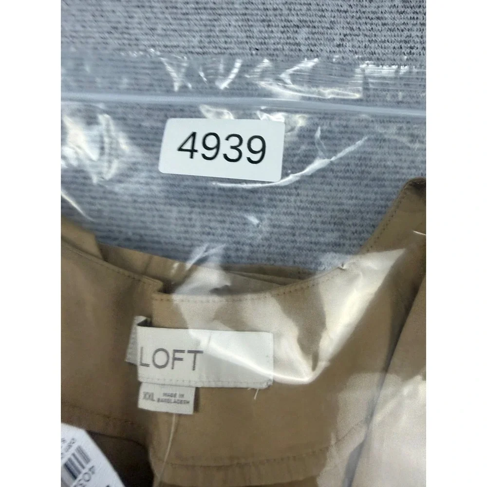LOFT Women XXL Tan Khaki Cotton V-Neck Peplum Button Front Puff Sleeve Blouse